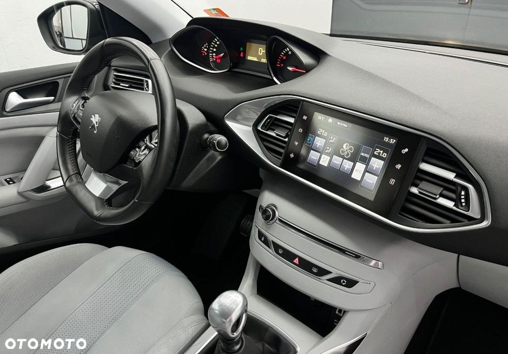 Peugeot 308 - 9