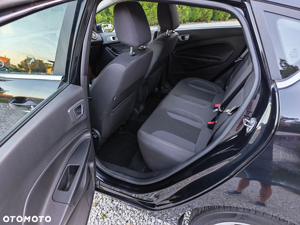 Ford Fiesta 1.0 EcoBoost Titanium - 14