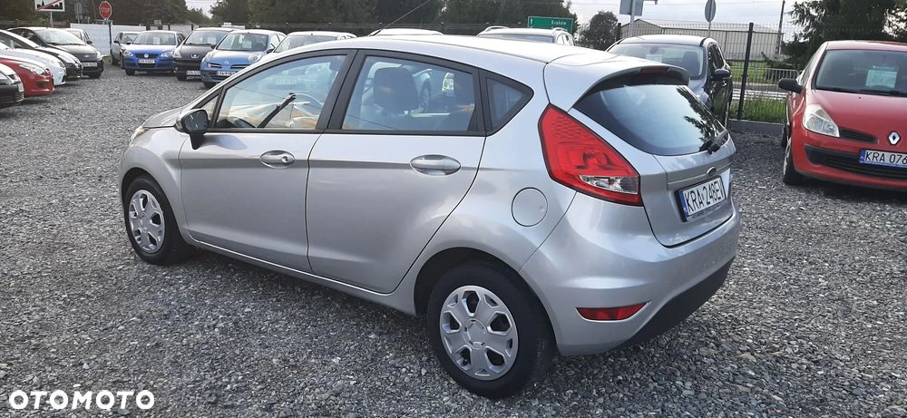 Ford Fiesta - 7