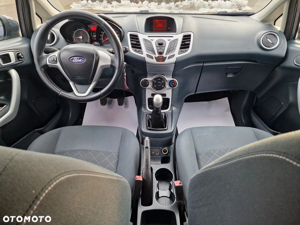 Ford Fiesta 1.25 Silver X plus EU5 - 11