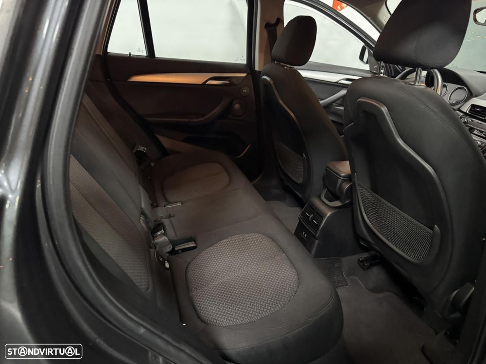 BMW X1 25 e xDrive - 7