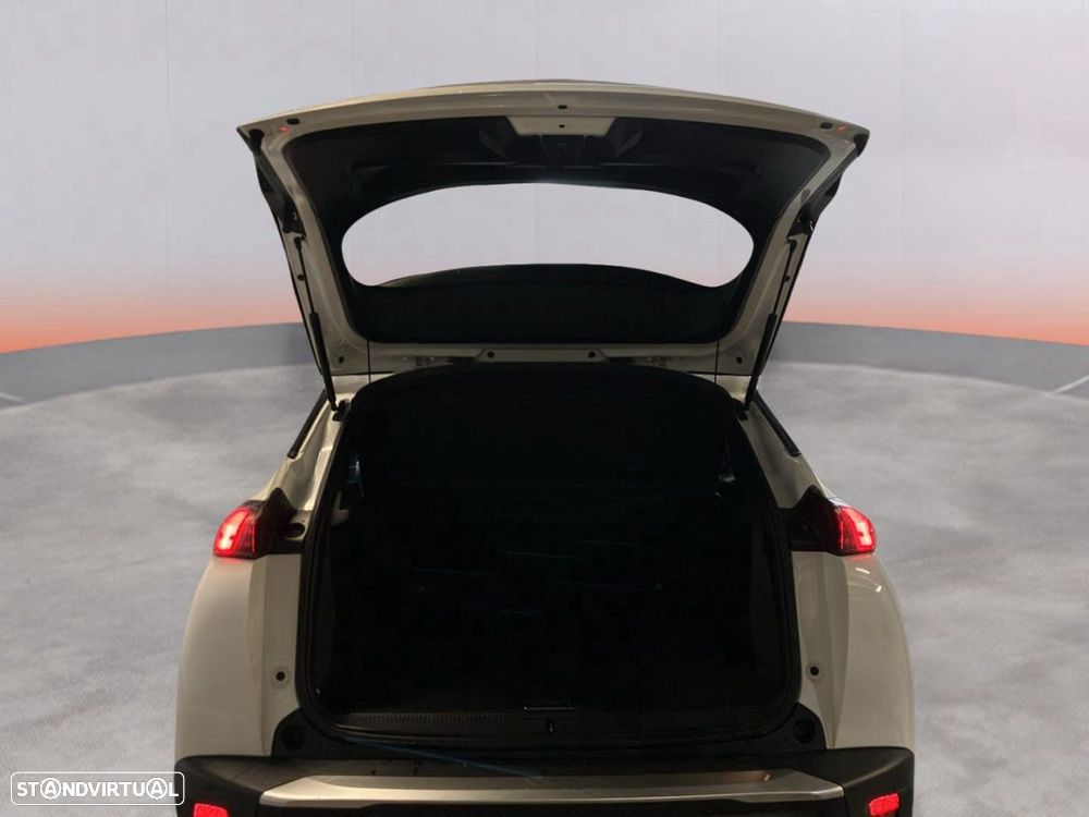 Peugeot 2008 1.2 PureTech Allure - 18