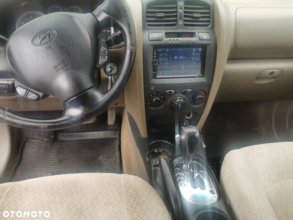 Hyundai Santa Fe 2.7 V6 4WD GLS - 8