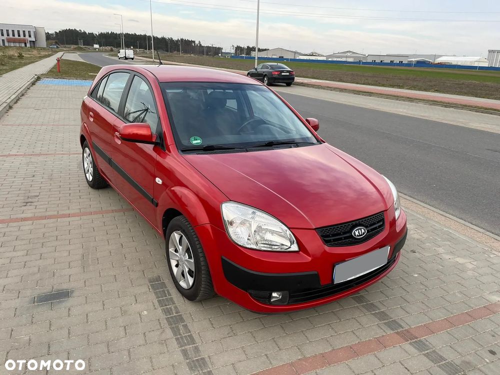 Kia Rio 1.4 Family - 10