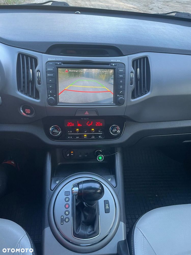 Kia Sportage 2.0 CRDI XL AWD - 11