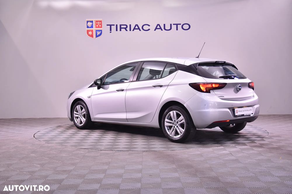 Opel Astra - 3