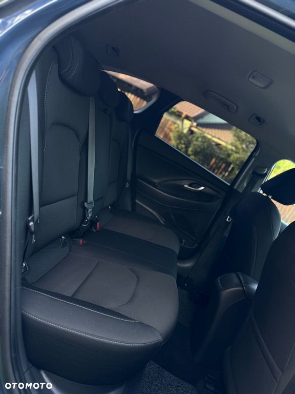 Hyundai i30 1.4 Premium - 33