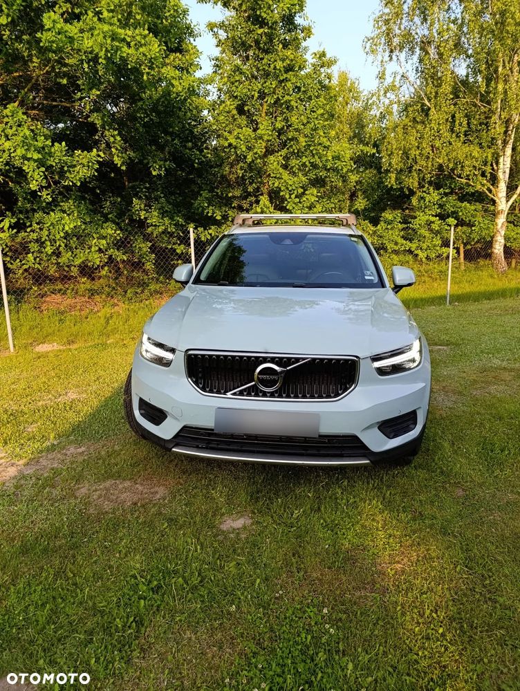 Volvo XC 40 T5 AWD Momentum - 2