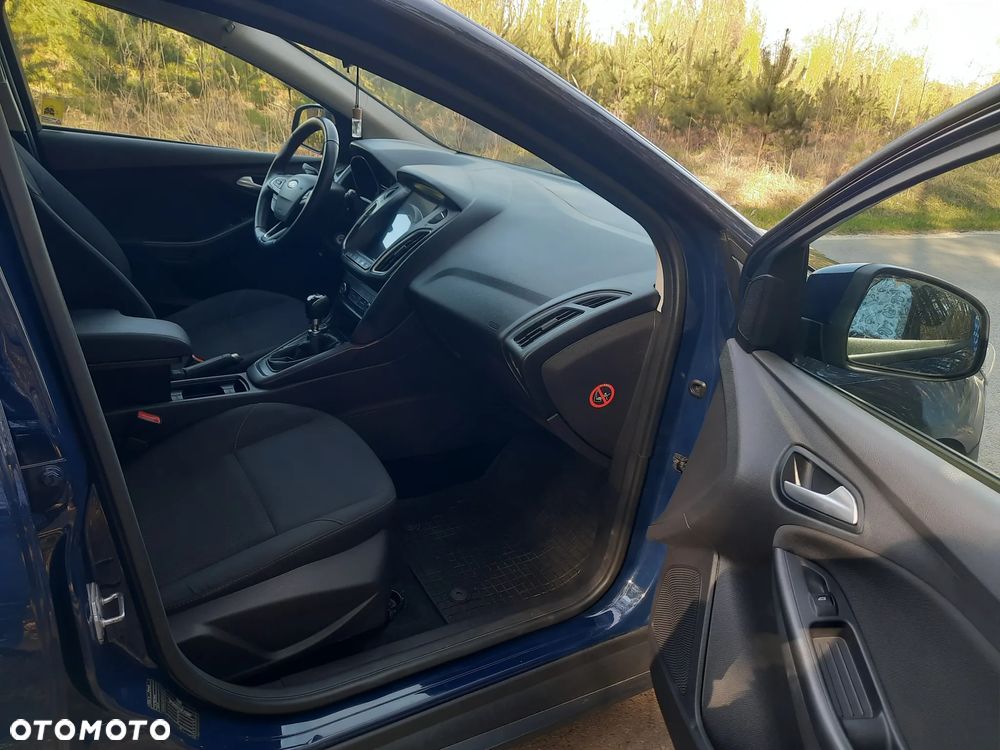 Ford Focus - 23