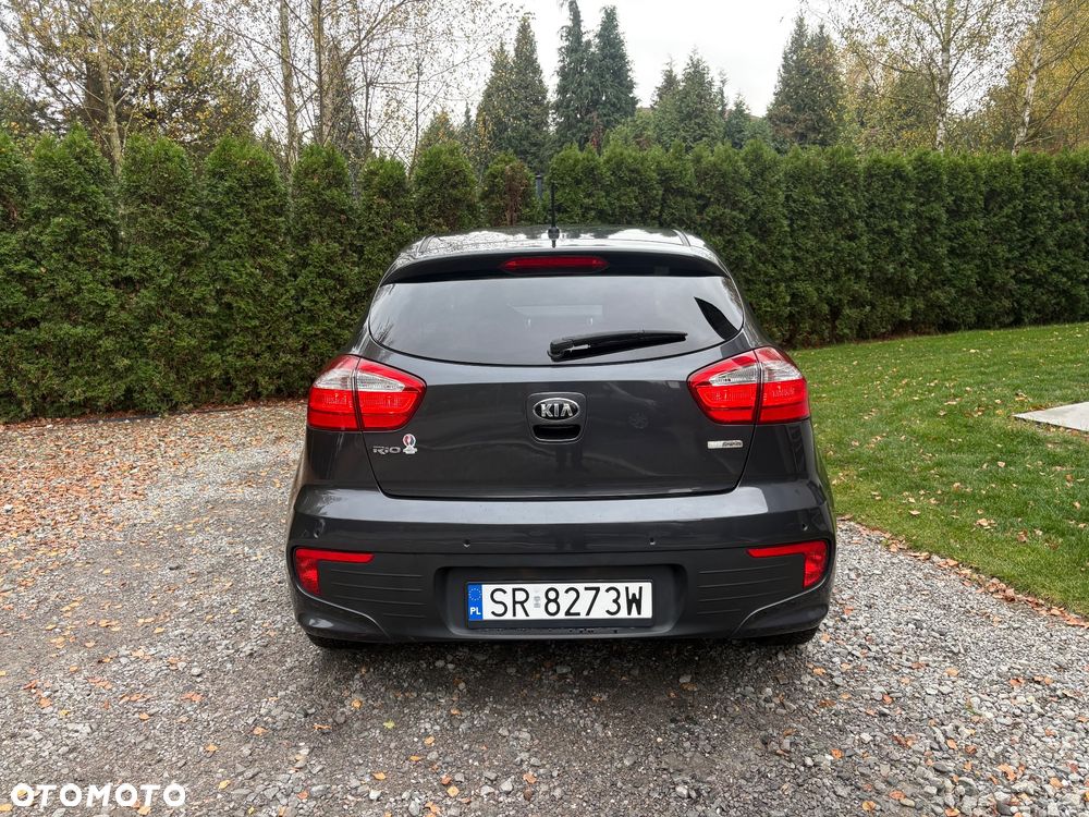 Kia Rio 2016 photo 5