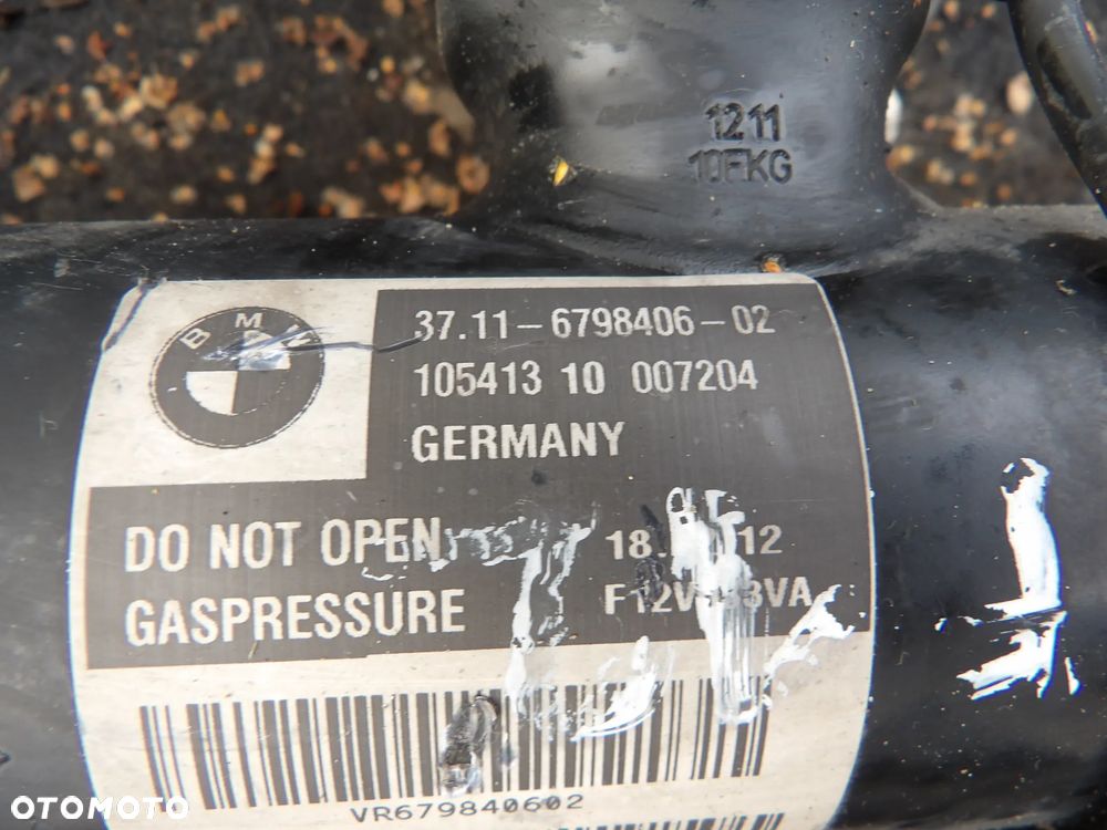 BMW - F12 - PRAWY AMORTYZATOR - DEMONTAŻ - EUROPA - 6798406 - 2