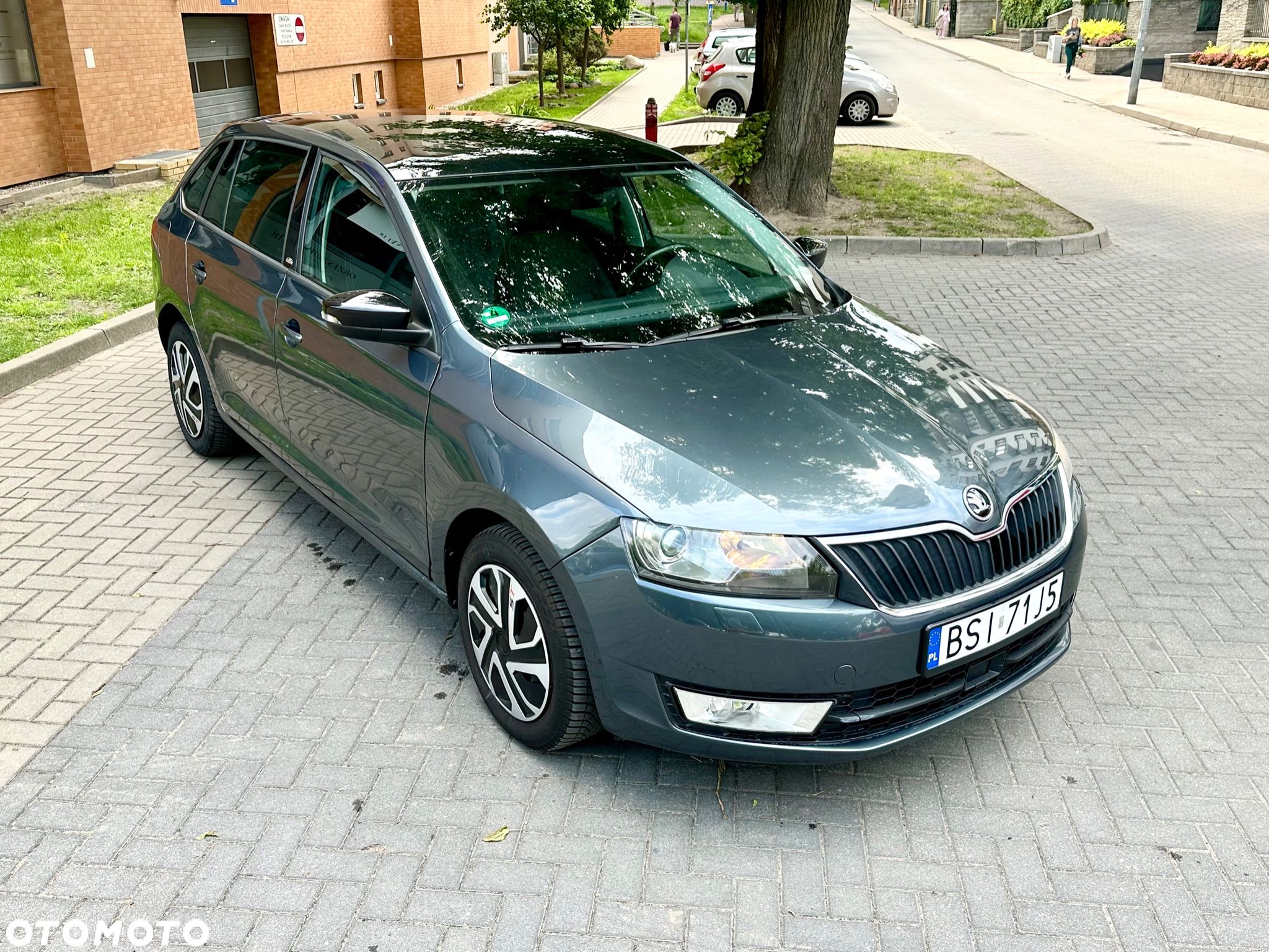 Skoda RAPID 1.2 TSI Edition - 1