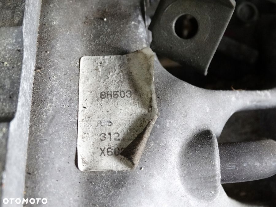 NISSAN X-TRAIL T30 01- SKRZYNIA BIEGÓW AUTOMAT 2.5 - 8