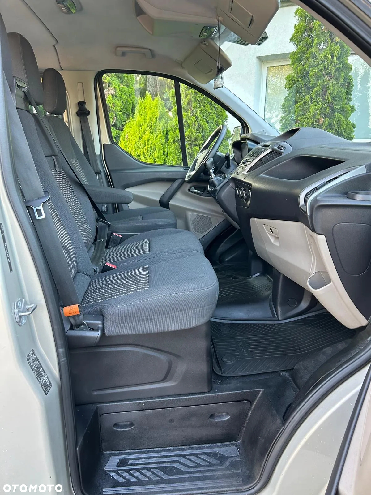 Ford Transit Custom 290 L2H1 Ambiente - 23