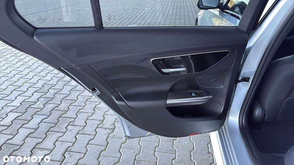 Mercedes-Benz Klasa C - 15