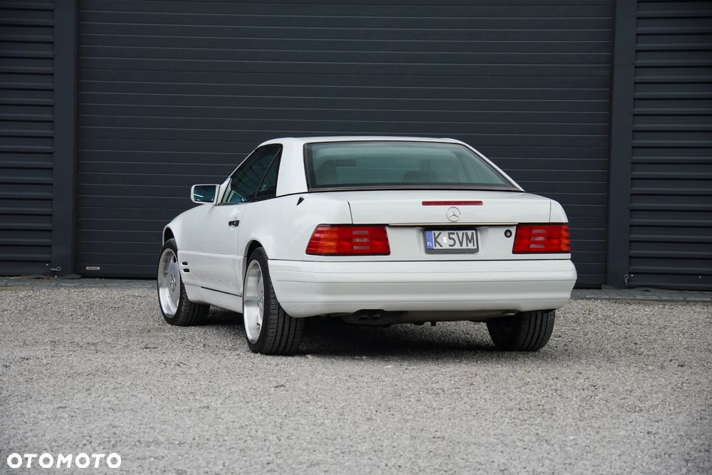 Mercedes-Benz SL - 13