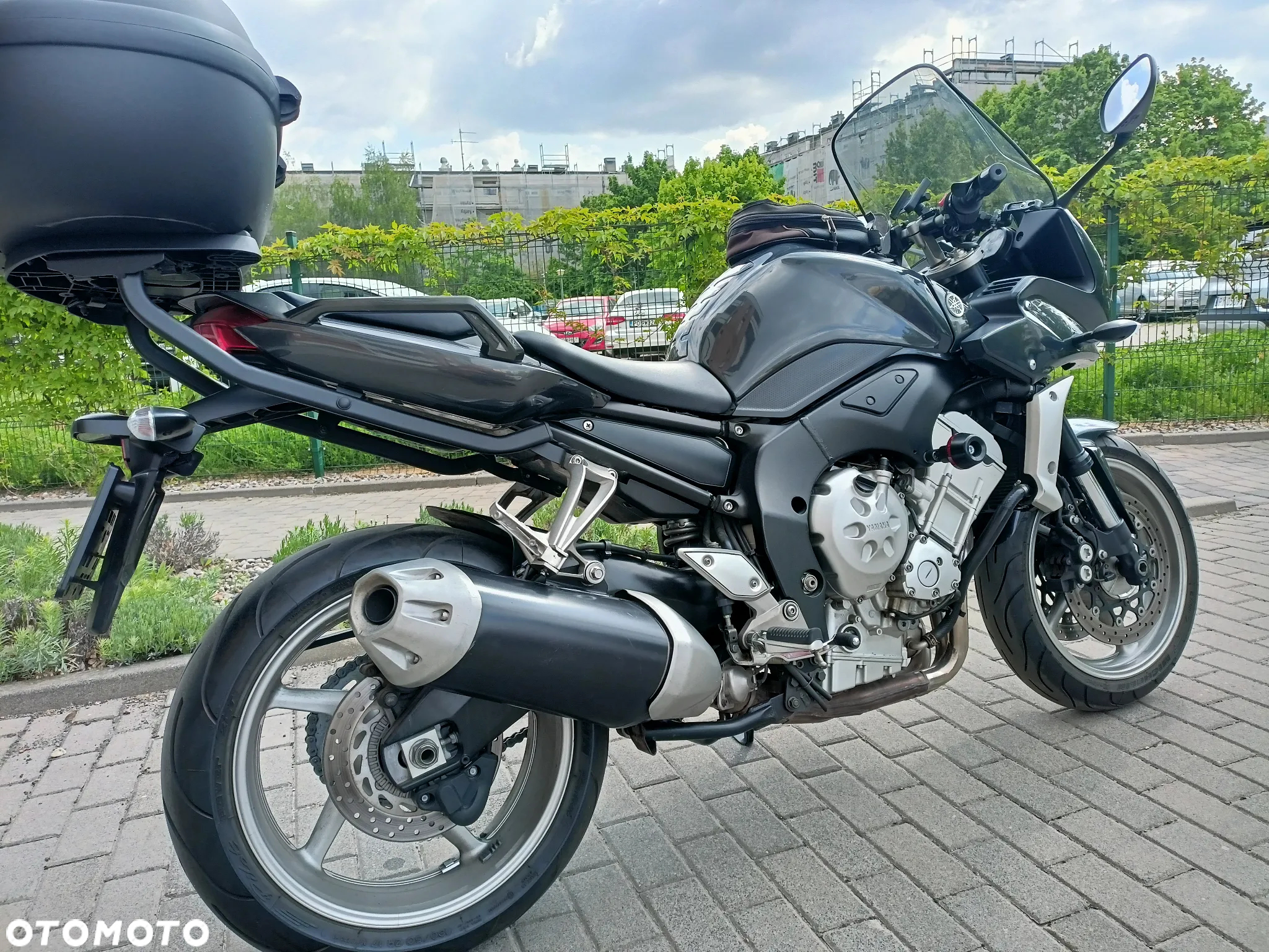 Yamaha FZ - 4