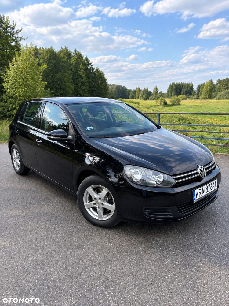 Volkswagen Golf - 2