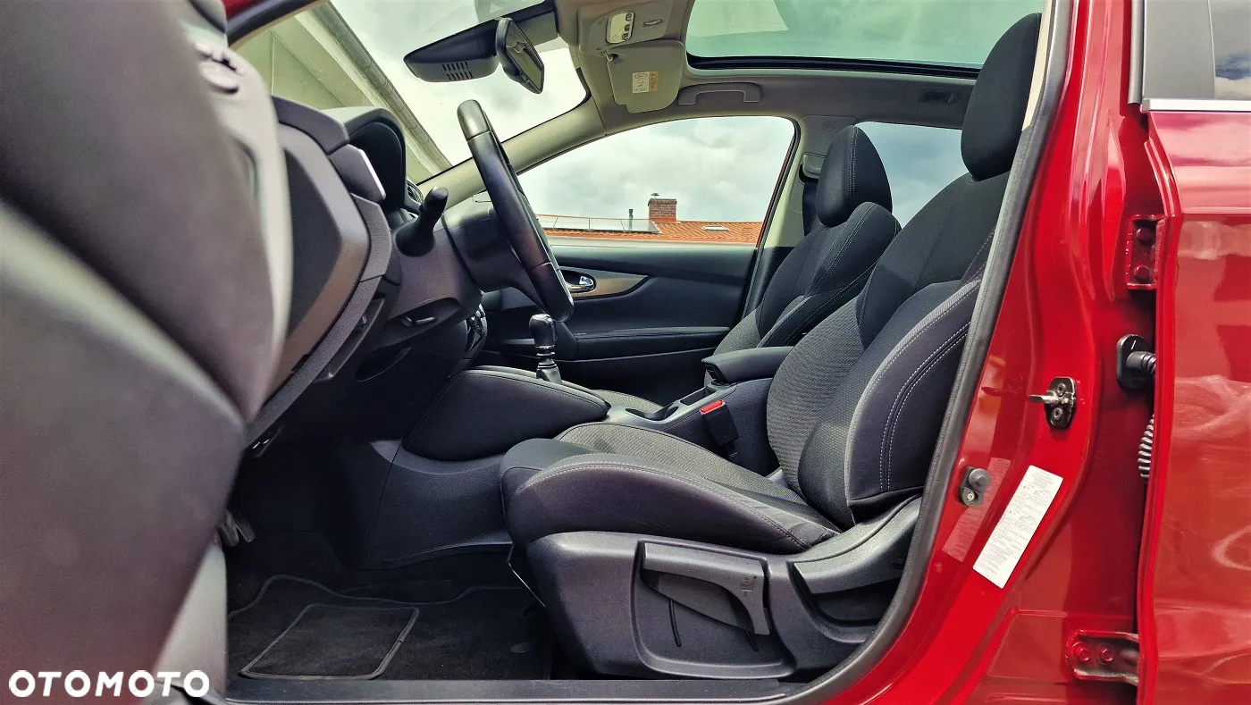 Nissan Qashqai 1.6 DCi 4x4 N-Connecta - 8