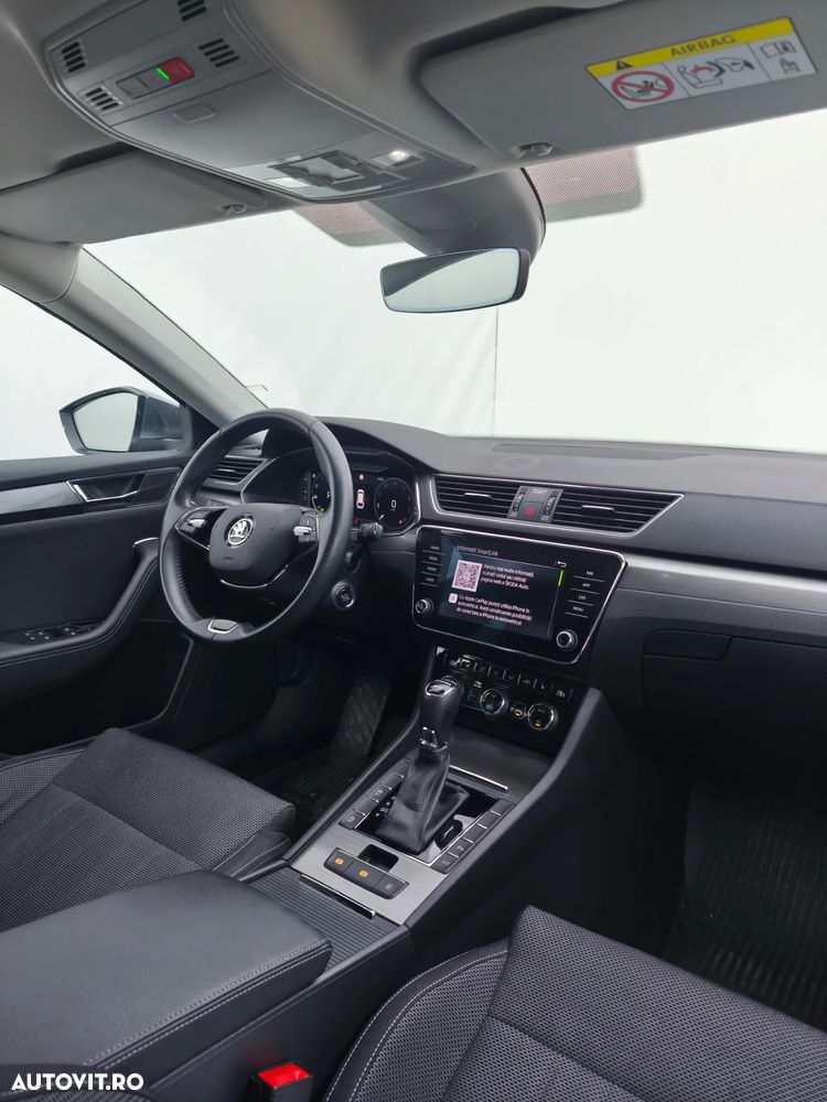 Skoda Superb 2.0 TDI 4x4 DSG Premium Edition - 23