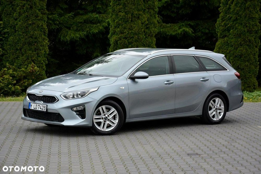 Kia Ceed SW 1.6 CRDi DCT Spirit - 3