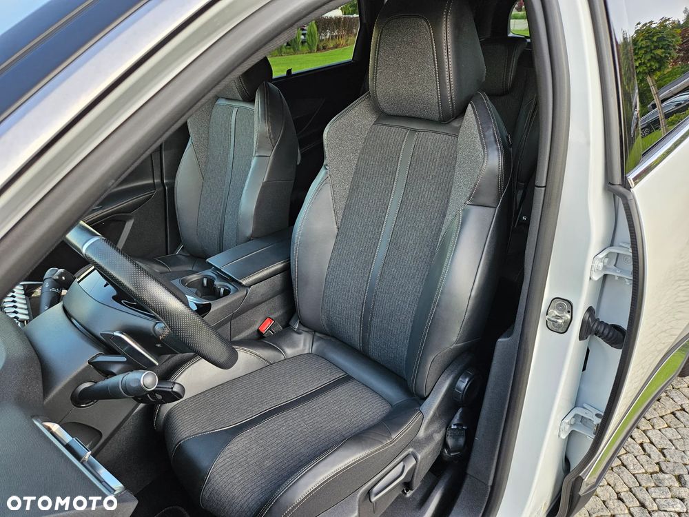 Peugeot 5008 1.6 BlueHDi Style 7os - 11