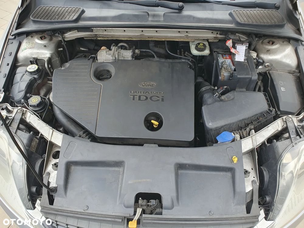 Ford Mondeo 1.8 TDCi Ambiente - 26