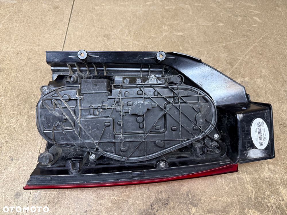 LAMPA TYŁ LEWA VOLKSWAGEN MULTIVAN T6 7E0945095R - 4