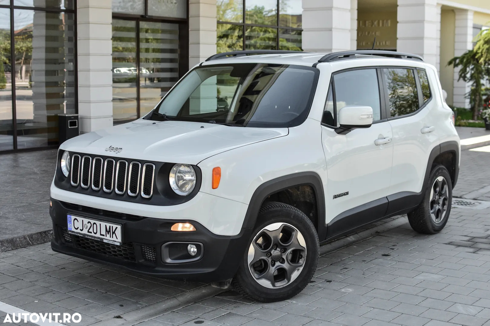 Jeep Renegade - 4