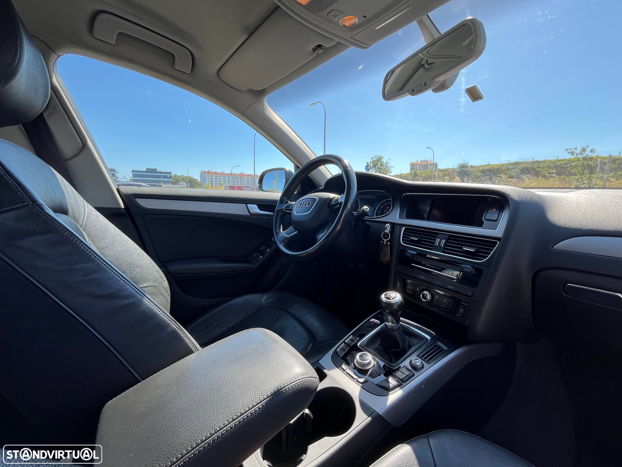 Audi A4 Avant 2.0 TDI Business Line Advance - 12