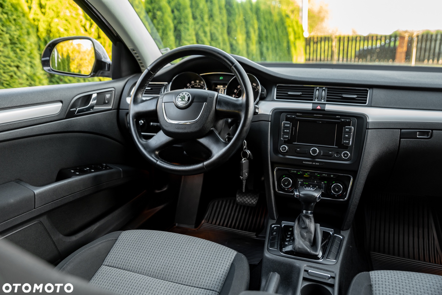 Skoda Superb 2.0 TDI Comfort DSG - 25