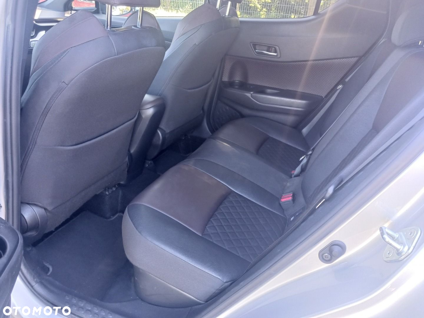 Toyota C-HR 1.8 Hybrid Style - 10