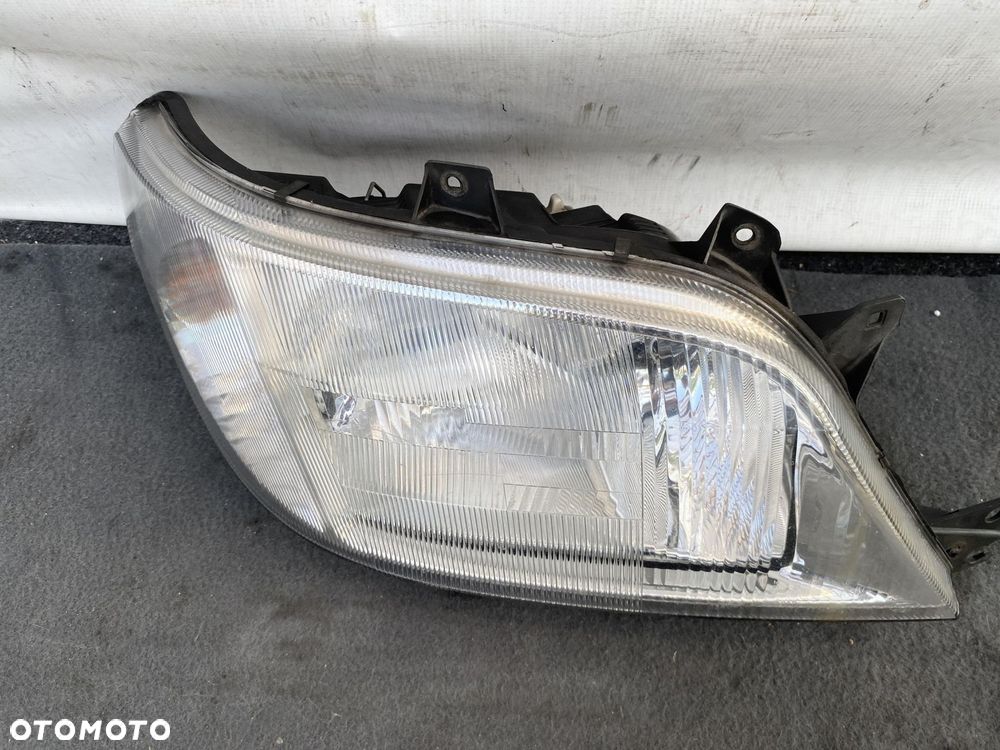 MERCEDES SPRINTER 903 99- REFLEKTOR PRZEDNI PRAWY LAMPA PRAWA PRZÓD HELLA - 3