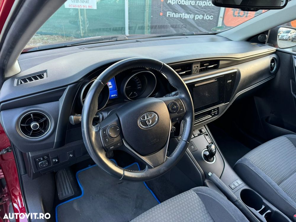 Toyota Auris - 25