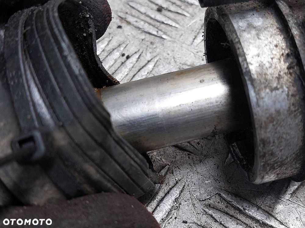 MAGLOWNICA PRZEKŁADNIA KIEROWNICZA CITROEN C4 I 6820000084 - 5