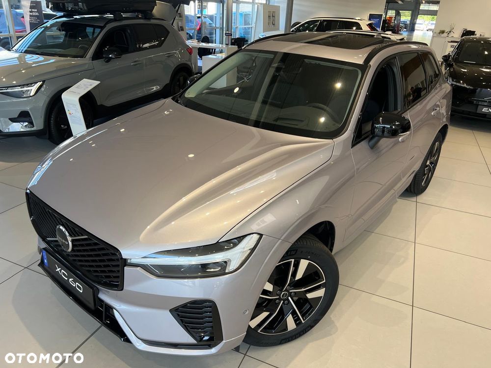 Volvo XC 60 B5 B AWD Plus Bright - 11