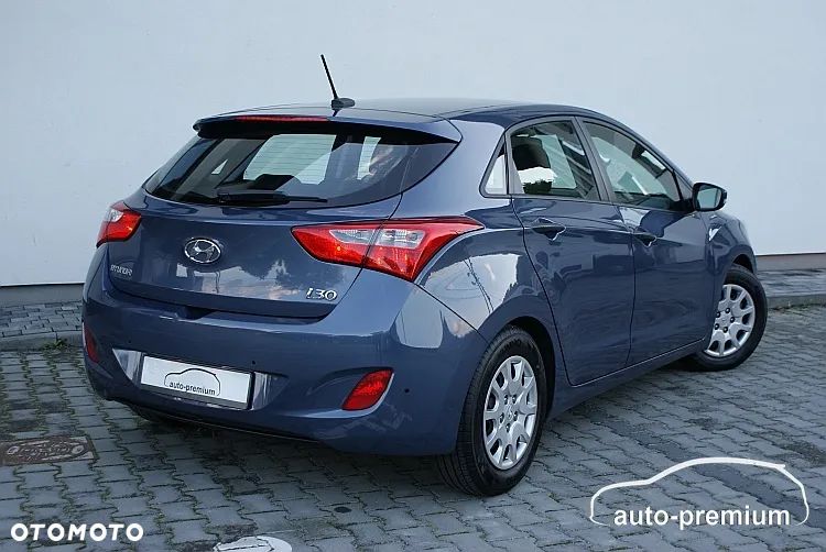 Hyundai i30 1.4 Intro Edition - 30
