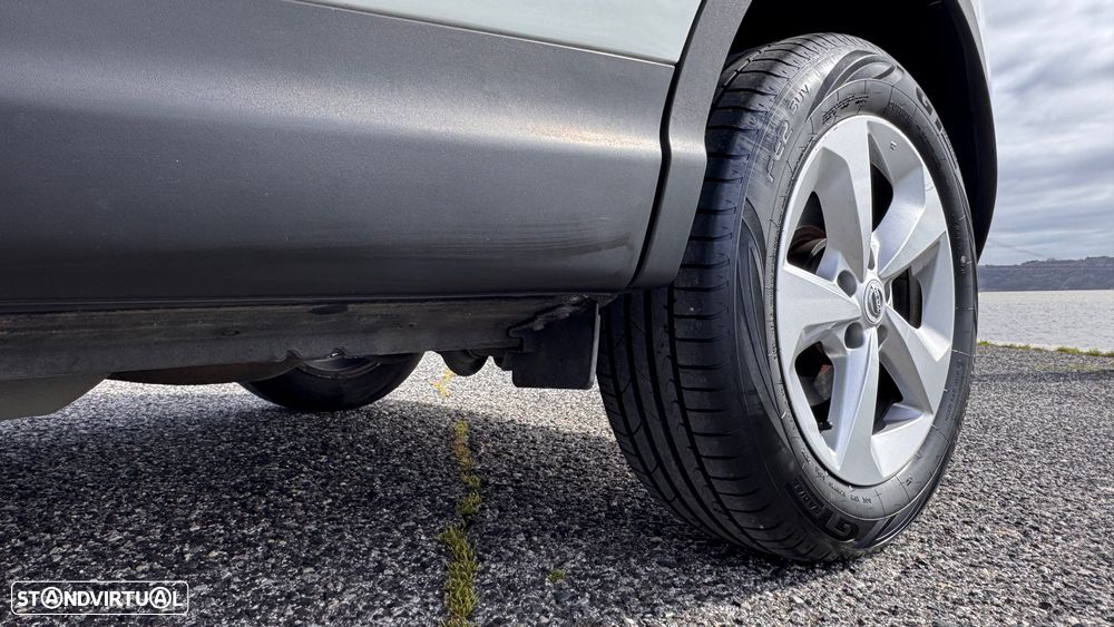 Nissan Qashqai 1.5 dCi N-Connecta - 25