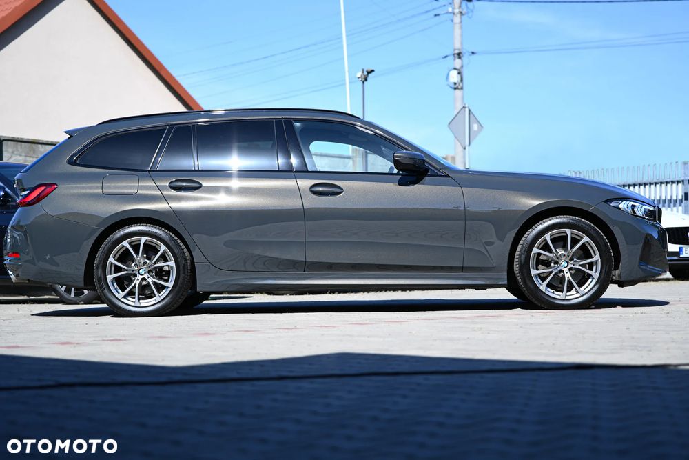 BMW Seria 3 320d xDrive mHEV sport - 37