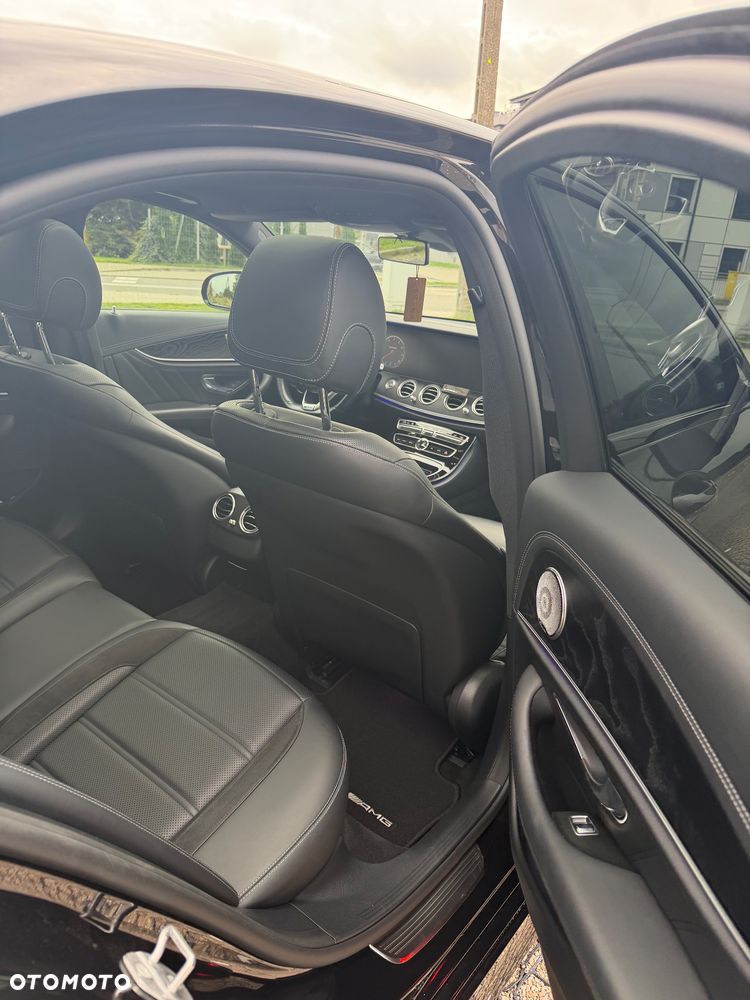 Mercedes-Benz Klasa E 43 AMG 4-Matic - 8