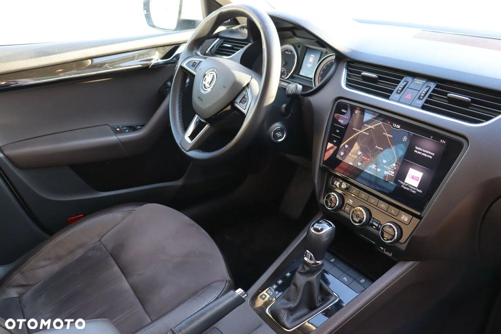 Skoda Octavia 2.0 TSI L&K DSG - 17