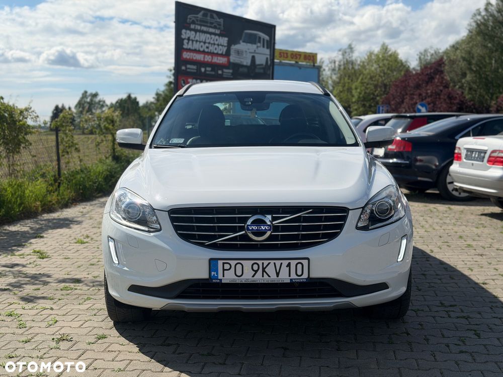 Volvo XC 60 D5 AWD Momentum - 1
