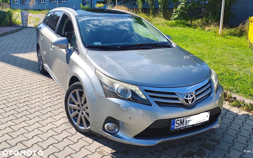 Toyota Avensis - 1