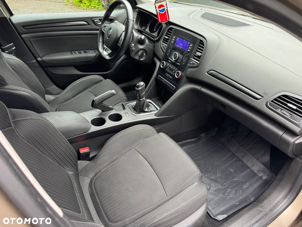 Renault Megane 1.6 SCe Zen - 20