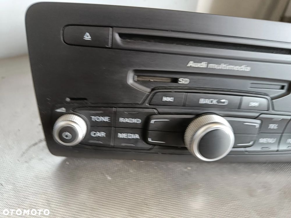 Radio Audi A1 8X 8X0035183F - 3