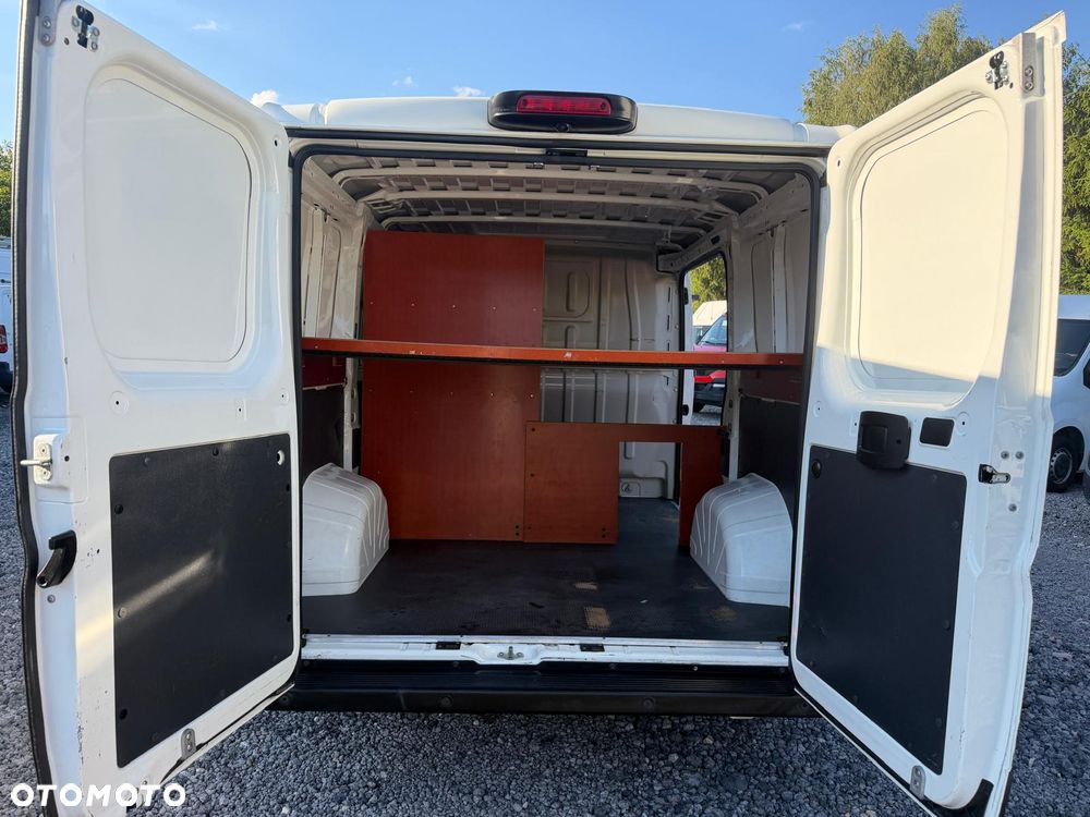 Citroën Jumper / 2.2D / 130KM / L1H1 / NAJBOGATSZA WERSJA / Kamera / PARKTRONIC / - 16