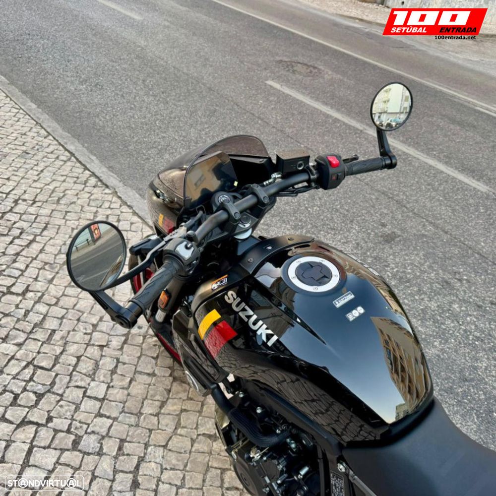 Suzuki GSX 800 S - 27