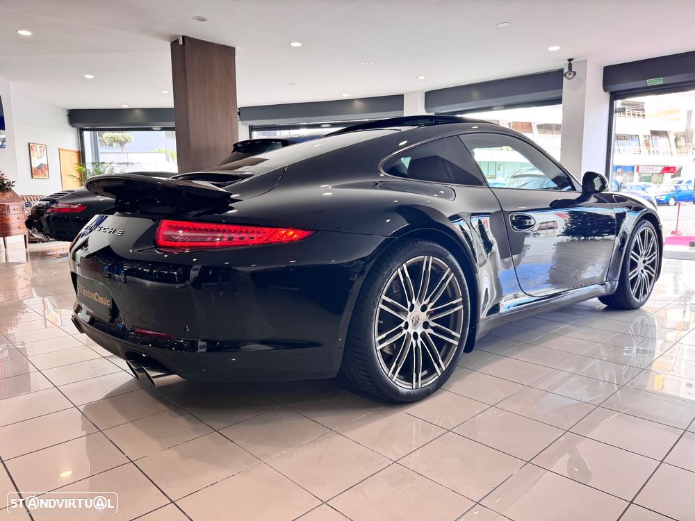 Porsche 911 Série F - 5