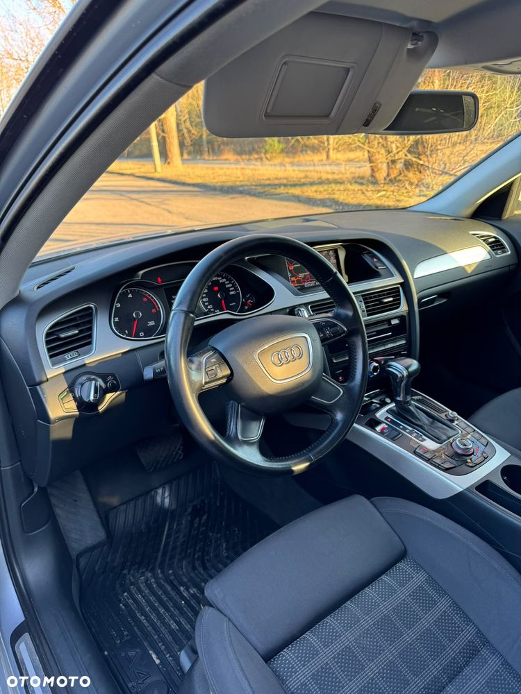 Audi A4 Limousine - 18