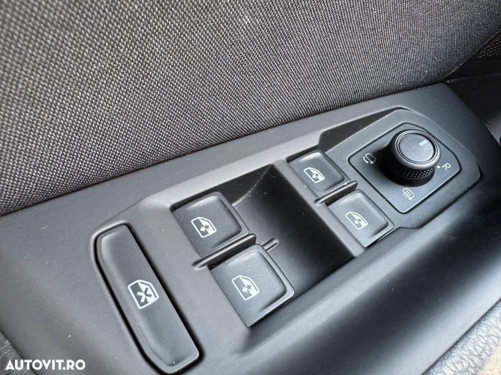 Volkswagen Passat - 18